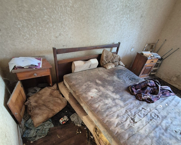 d&eacute;barras maison cartons encombrants tri logement avant nettoyage remise en &eacute;tat habitation